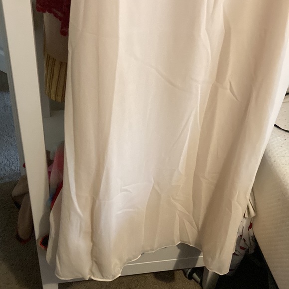 Cream colored Gardenia floor length gown🤩❣️ - Picture 12 of 14